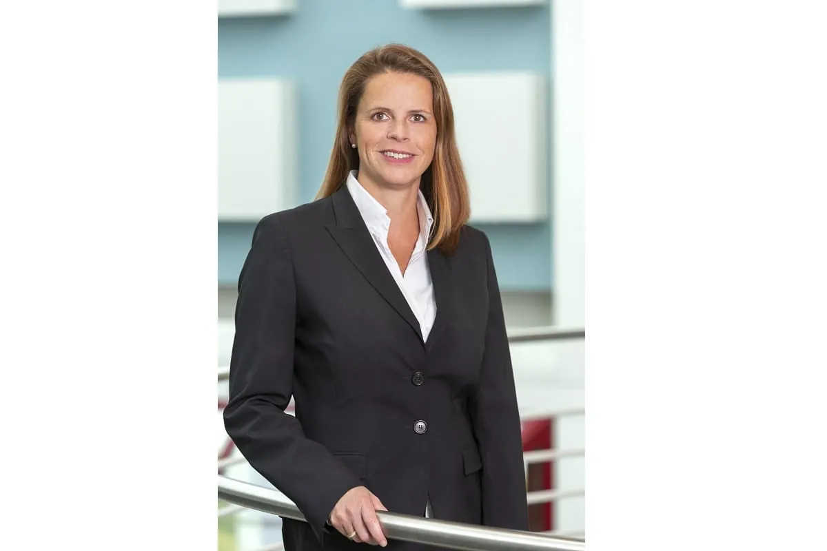 Roth: Service an Corona-Situation angepasst