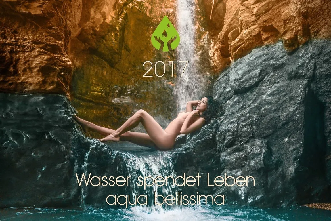 Hasenkamp: Aktfotografiekalender „aqua bellissima“ ab sofort erhältlich