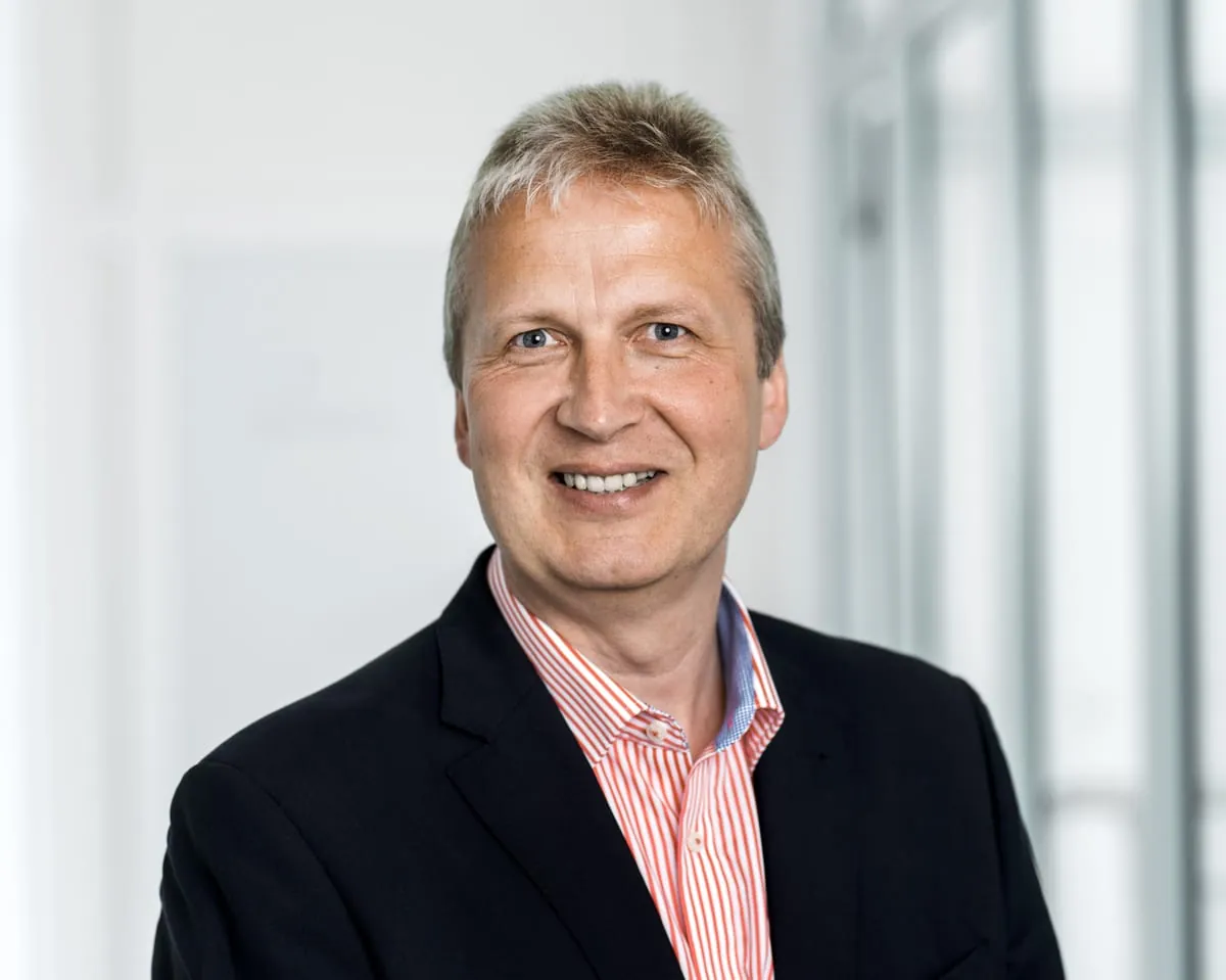 Frank Erdt wechselt zur Günther Zierath Spiegel-Manufaktur