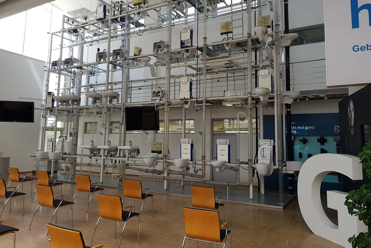 Geberit nimmt Schulungsbetrieb wieder auf