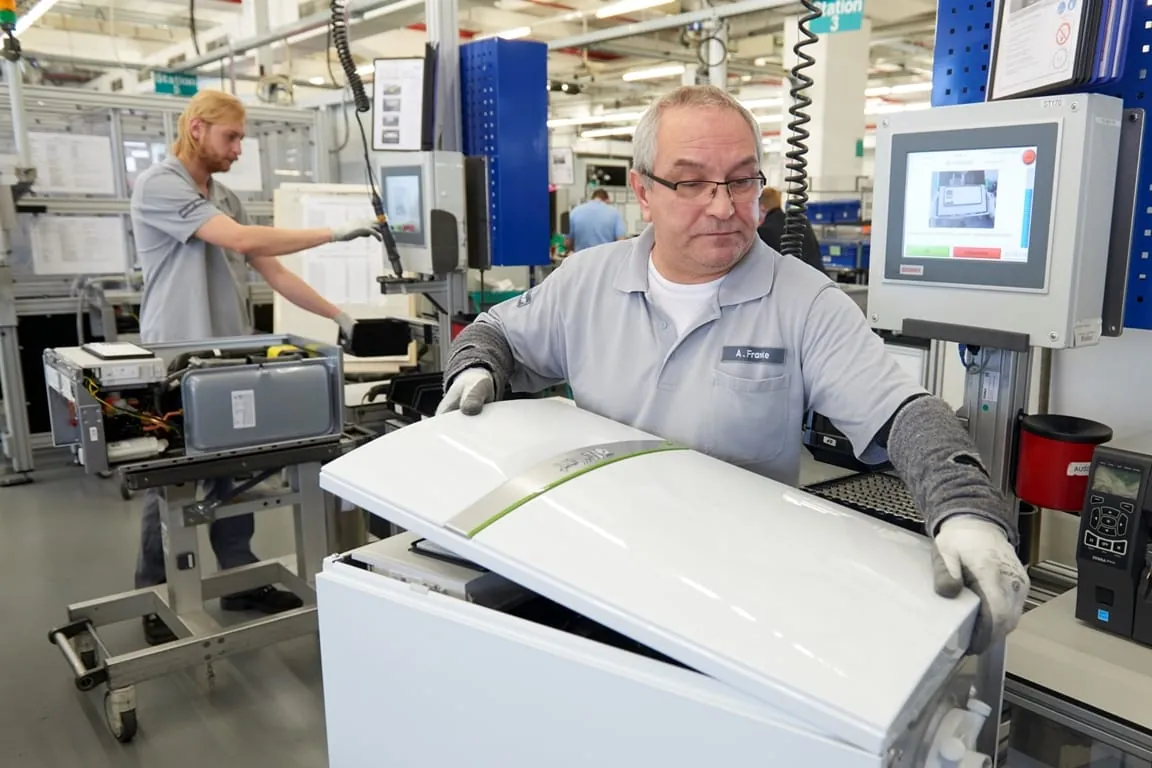 Vaillant baut millionstes Brennwert-Heizgerät „ecoTEC“