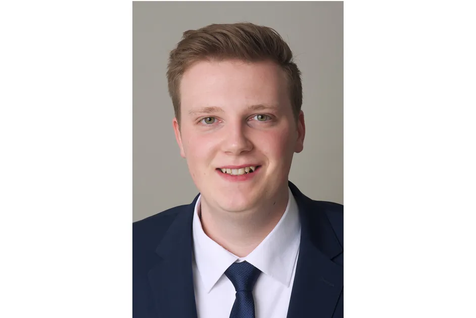 Tim Eshold löst Energieprobleme von Unternehmen