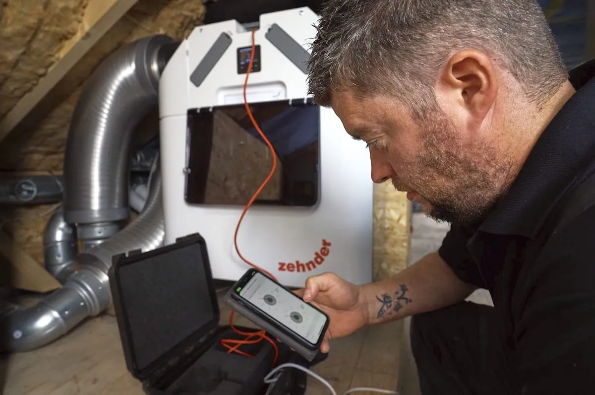 Zehnder: Handwerker berichten über Partnerprogramm „Aufwind“