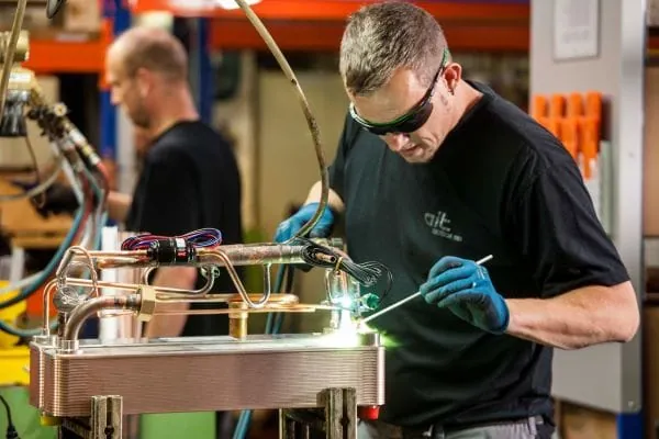 Wärmepumpen-Produktion ait wächst weiter