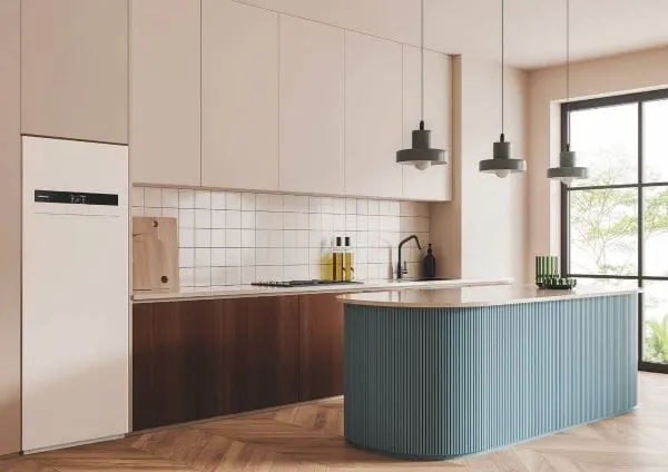 Innenger&auml;t Hydromodul von Panasonic in einer K&uuml;chenzeile