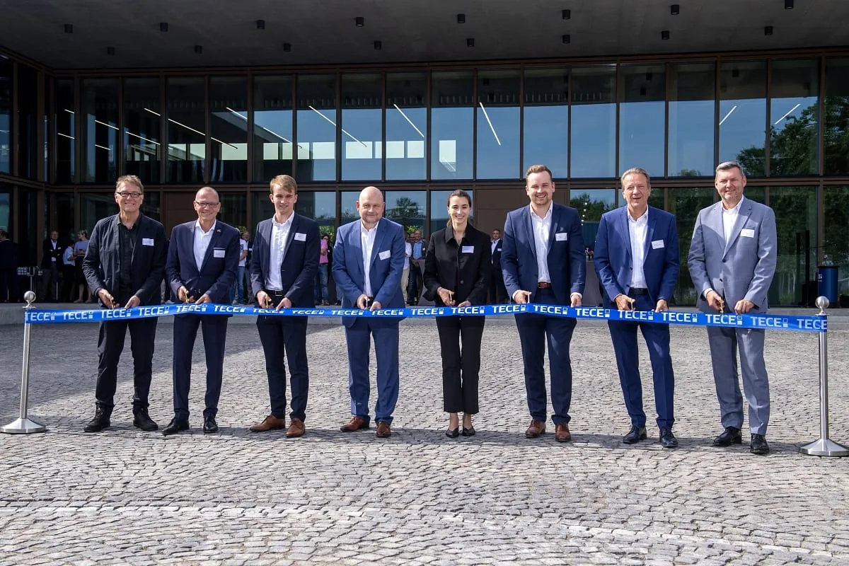 Tece: Neues Verwaltungsgebäude auf Campus-Gelände eingeweiht