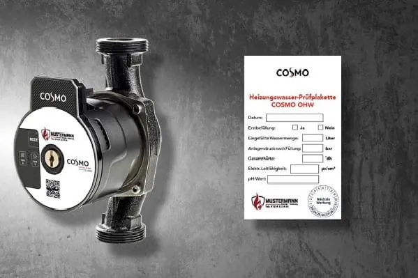Heizungsumwälzpumpe von Cosmo mit personalisiertem Aufkleber