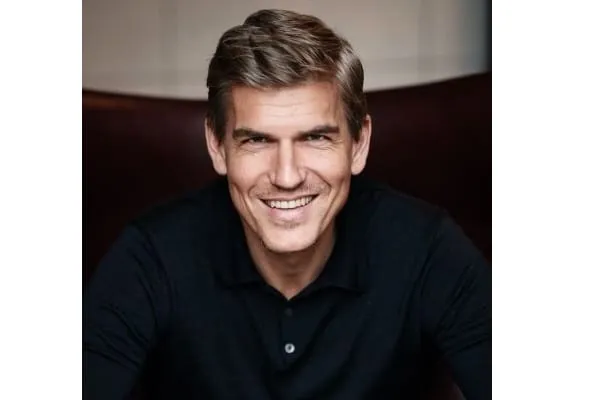 Porträtfoto Philipp Pausder, Gründer & CEO von Thermondo