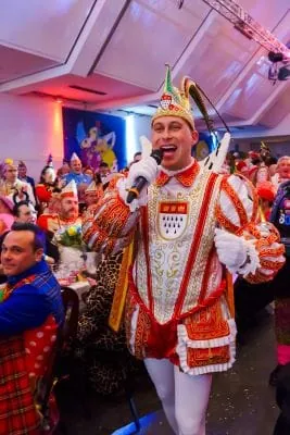 Sascha I bei Singen im Publikum.