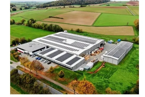 Plusenergiefabrik im südhessischen Groß-Umstadt.