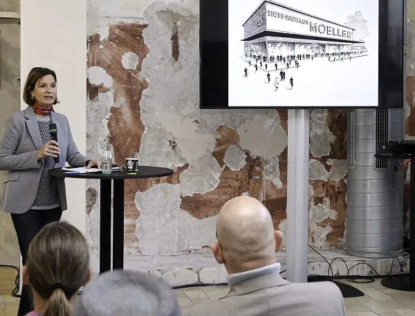 Auf reges Interesse stie&szlig; ein Vortrag von Prof. Dr. Petra Sophia Zimmermann &uuml;ber Wilhelm Riphahn, den K&ouml;lner Architekten des heute denkmalgesch&uuml;tzten Stoff-Pavillon M&ouml;ller.