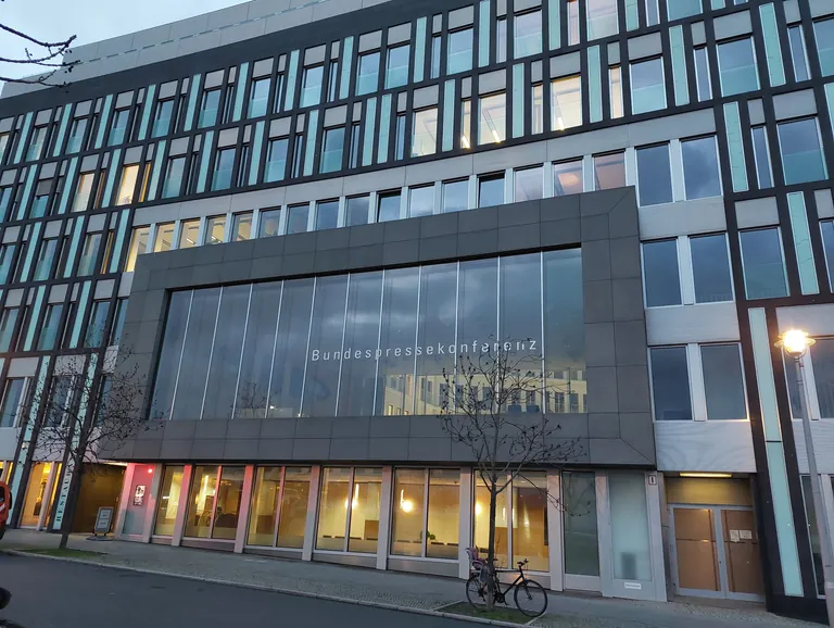 Im Haus der Bundespressekonferenz in Berlin fand auch der Empfang &bdquo;10 Jahre TGA-Repr&auml;sentanz Berlin&ldquo; statt.