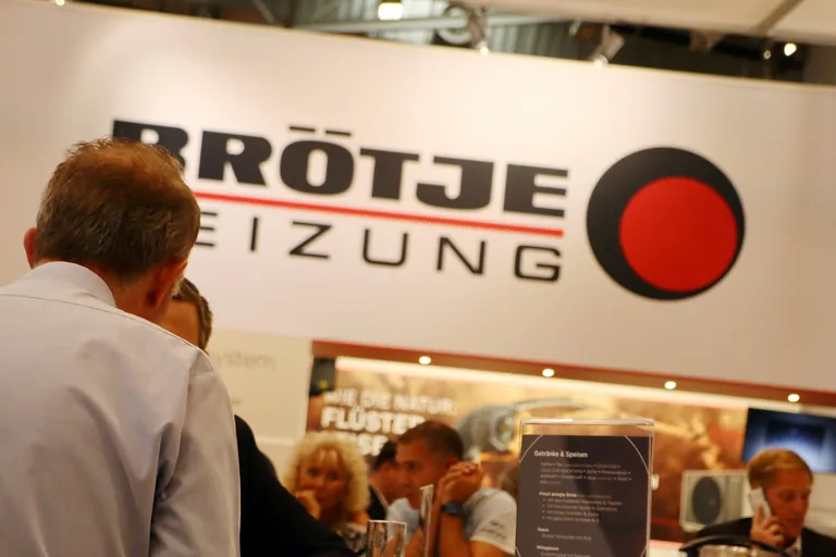 Br&ouml;tje ist auf beiden Fr&uuml;hjahrsmessen 2024 vor Ort und pr&auml;sentiert die Hybridheizung als Br&uuml;ckentechnologie hin zur W&auml;rmepumpe.