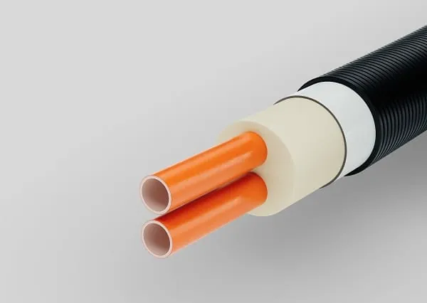 Für den schnelleren Netzausbau hat Rehau mit Rauvipex ein universelles Nahwärmerohr entwickelt.