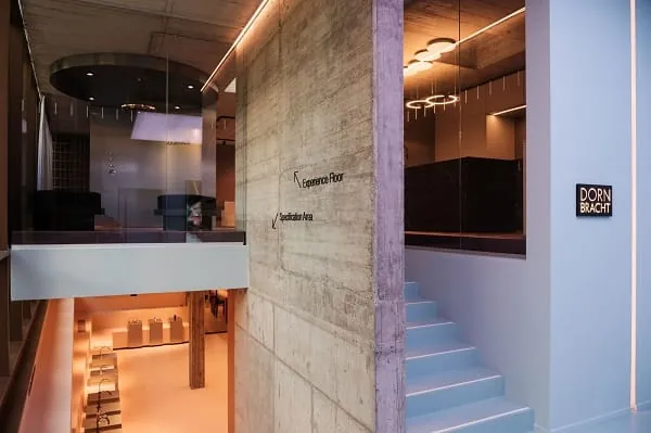 Auf zwei Ebenen und 260 m2 k&ouml;nnen Besuchende Dornbrachts Produktwelt entdecken.