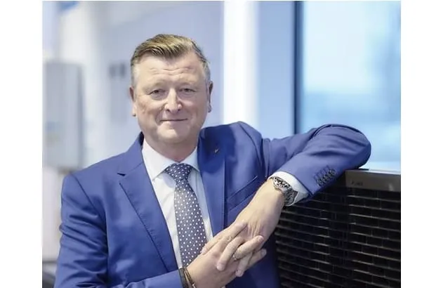 Patrick Crombez, General Manager Heating and Renewables bei Daikin Europe N.V., wurde Mitte April 2024 von den Mitgliedern der European Heat Pump Association (EHPA) zu ihrem neuen Pr&auml;sidenten gew&auml;hlt.