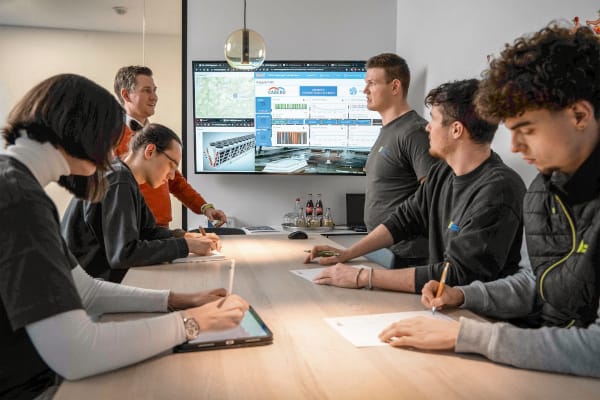 Anhand des digitalen Zwillings lässt sich der aktuelle Anlagenzustand ermitteln und überwachen.