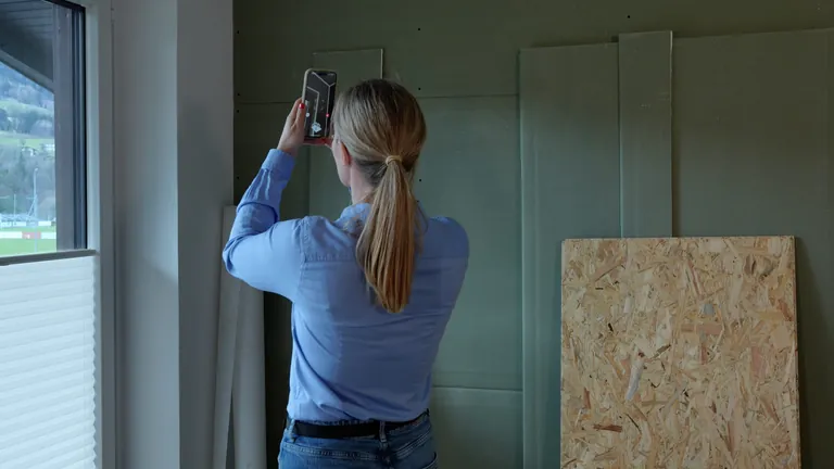 Der Raum-Scan erfolgt m&uuml;helos und intuitiv &uuml;ber ein iPhone Pro oder iPad Pro.