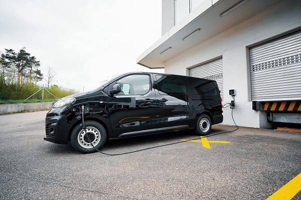 Juice Charger me 3 max: Ladelösung für elektrische Nutzfahrzeuge