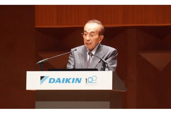 Noriyuki Inoue (Chairman of the Board and Global Group Representative).