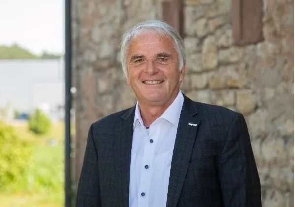 Die Systemair GmbH wird bis auf Weiteres wieder federführend von Kurt Maurer geleitet: Geschäftsführer Stefan Fischer hat das Unternehmen verlassen.