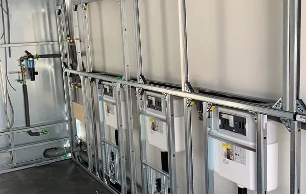 Von der klassischen Vorwandinstallation bis hin zu Steigstr&auml;ngen, unterst&uuml;tzt Empur den ausf&uuml;hrenden Handwerker, von der Detailplanung &uuml;ber die Vormontage bis zur Logistik auf der Baustelle.