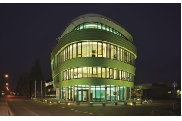 Das Weiterbildungszentrum Grünbeck Forum ist eine wichtige Plattform im Stammhaus in Höchstädt.