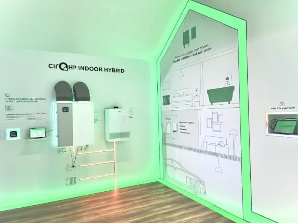 Der „Innovative Heating Technology Gold Award“ ging an die „Midea CirQHP Indoor Hybrid“.