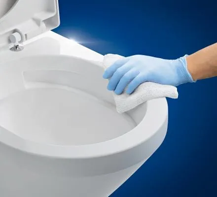 Dank seines spülrandlosen Designs nachweislich doppelt so schnell komplett gereinigt wie ein vergleichbares Modell des Herstellers mit Spülrand.