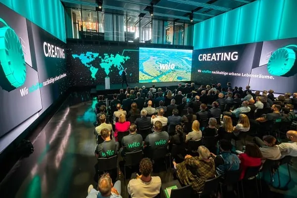 Mit einer großen Eröffnungsfeier hat Wilo den neuen Networking Cube in Betrieb genommen.