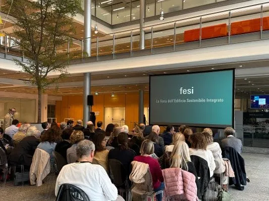 Die FESI wird ein umfassendes Programm an Konferenzen und Workshops anbieten, f&uuml;r die  Teilnehmerinnen und Teilnehmer Fortbildungspunkte (CFUs) sammeln k&ouml;nnen.