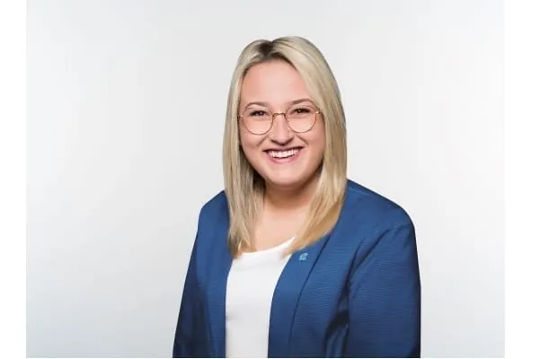 Kim-Laura Schaal ist neue Teamleiterin Vertrieb Innendienst Lüftung bei Airflow Lufttechnik GmbH.