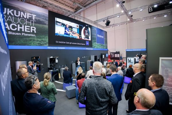 Der „Best of SHK Award für das Handwerk“ wurden am Abend des 21. November 2024 auf der GET Nord in Hamburg am Messestand von Buderus, dem diesjährigen Exklusiv-Sponsor des Si-Awards, verliehen.
