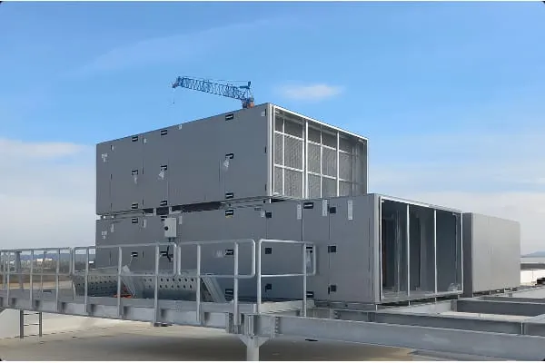 Swegon liefert mehr als 80 Lüftungsgeräte für das Volvo-Werk in Košice.