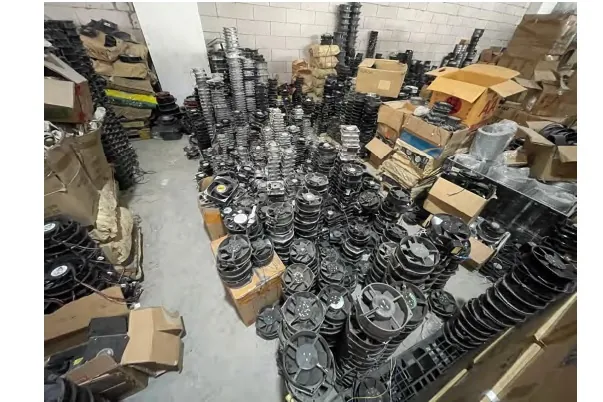 Im September erfolgte eine unangek&uuml;ndigte Razzia in der F&auml;lscherwerkstatt.