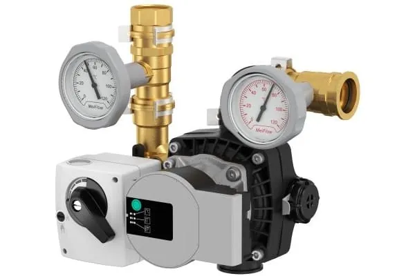 Modulare Pumpengruppe mit Pumpe, Mischer und Anschluss-Stücke Vor- Rücklauf