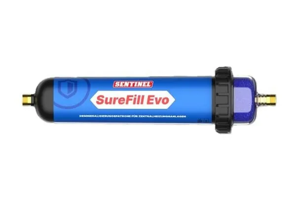 Blaue Vollentsalzungs-Patrone zur Behandlung von Heizungswasser