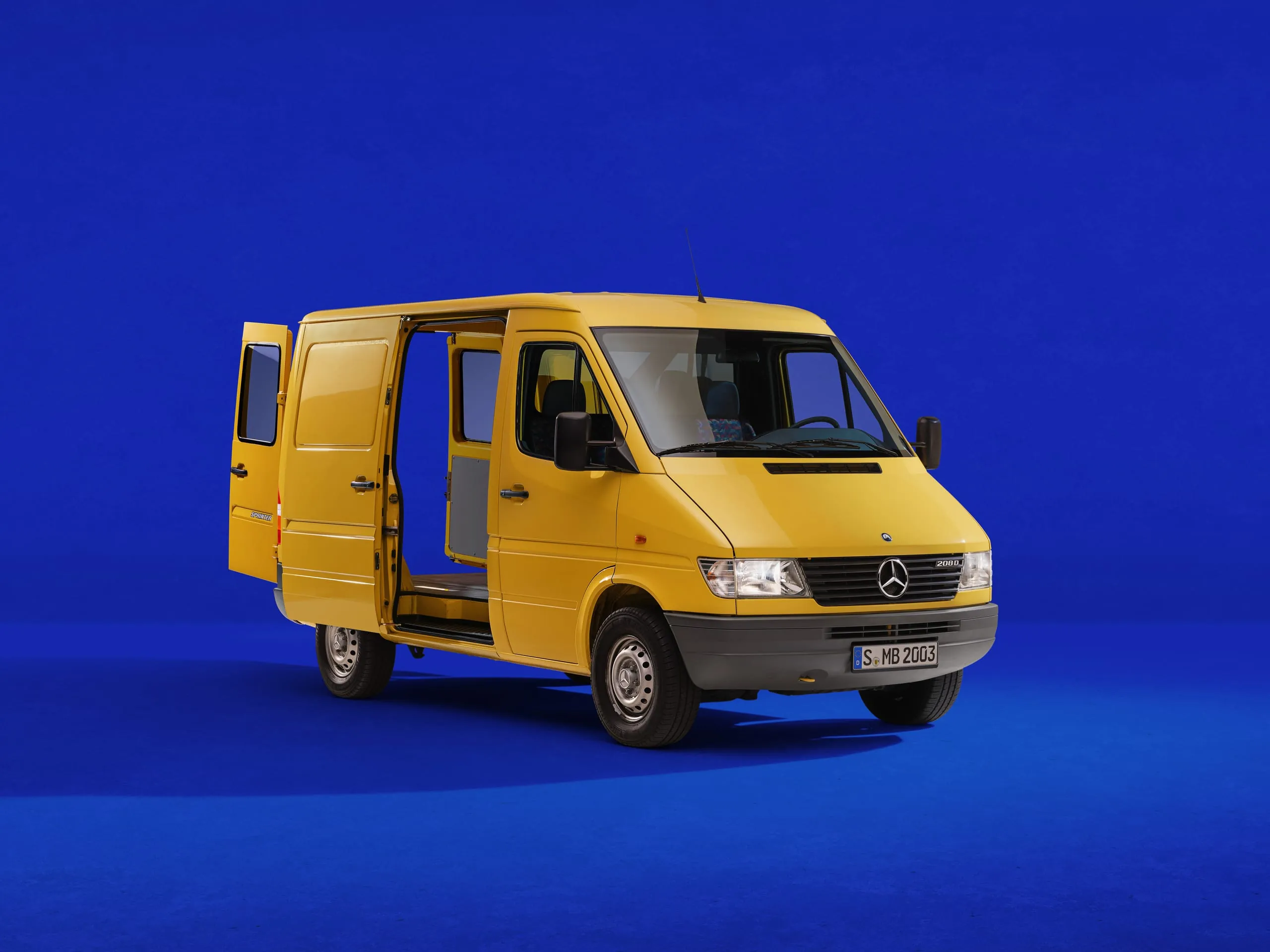 Mercedes-Benz Sprinter feiert 30 Jahre mit Sondermodell