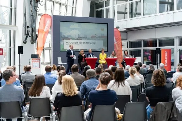 Die Energietage vereinen j&auml;hrlich mehr als 90 Mitveranstalter und rund 350 Referentinnen und Referenten unter ihrem Dach.