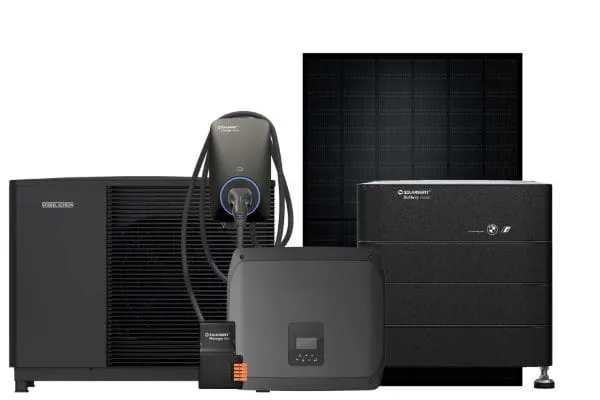 Stiebel Eltron-W&auml;rmepume und PV-Modul, Speicher Wallbox und EMS von Solarwatt. Alle Ger&auml;te schwarz oder dunkelgrau