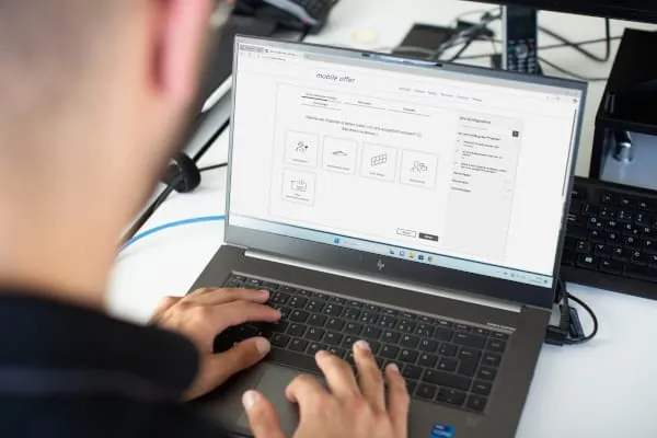 Mit dem Konfigurator „mobile offer go“ können sich Endkunden eigenständig realistisch kalkulierte Kostenvoranschläge mit passenden Preisen erstellen.