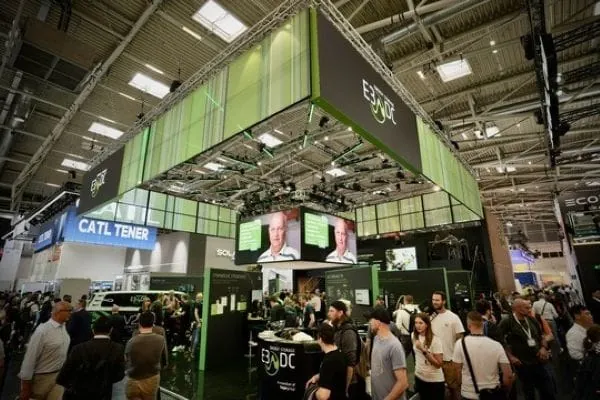 Gut besuchter Messestand E3/DE auf ees München 2024