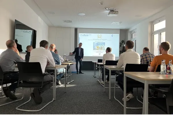 Dr. Peter Arens hielt den Abschlussvortrag mit dem Titel &bdquo;Neue Erkenntnisse in der Trinkwasserhygiene&ldquo;.