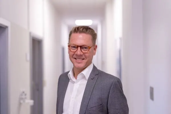 Das VDMA Forum Geb&auml;udetechnik schl&auml;gt mit seinem frisch gew&auml;hlten Vorstand ein neues Kapitel auf. So wird die Branche jetzt durch offiziell benannte Sprecher vertreten &ndash; ein bewusster Schritt, um der Geb&auml;udetechnik mehr Geh&ouml;r in der &Ouml;ffentlichkeit zu verschaffen.