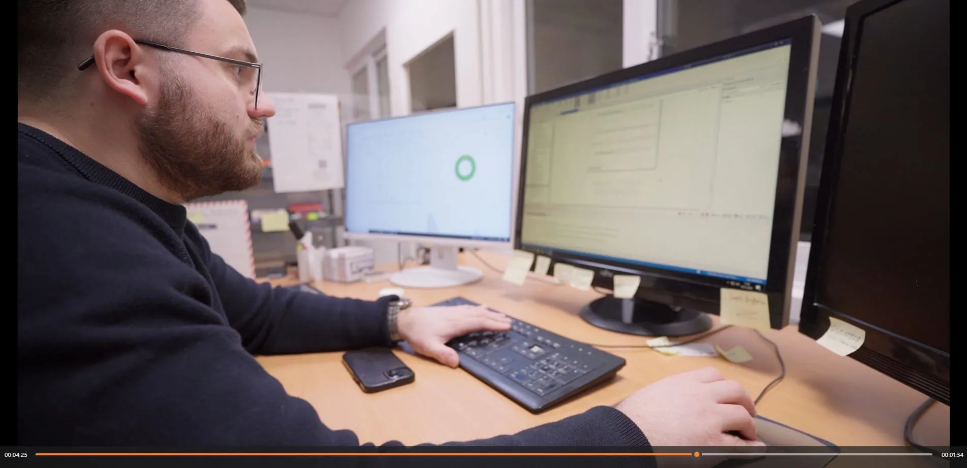 Kollege RPA bestellt den Fitting &ndash; f&uuml;r ihr Konzept &bdquo;Digitaler Mitarbeiter meistert Routineaufgaben&ldquo; wurde die Firma Dietenmeier + Harsch Haustechnik GmbH aus Konstanz mit dem &bdquo;Best of SHK Award 2025&ldquo; im Bereich Handwerk ausgezeichnet.