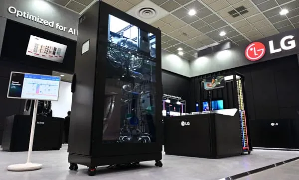 K&uuml;hlsystem f&uuml;r Rechenzentren: Eine CDU (Cooling Water Distribution Unit) von LG.