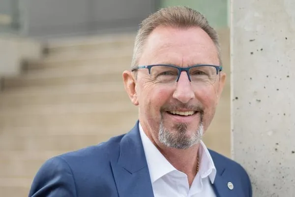 Martin Uhlig wird die Gesch&auml;ftsf&uuml;hrung weiterhin verantworten.