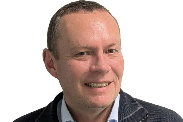 Andr&eacute; Bark (56) ist seit Kurzem als Regionalvertriebsleiter S&uuml;dwest f&uuml;r die RMBH GmbH im Einsatz. Sein Fokus liegt dabei auf Deckenstrahlplatten sowie LED-Leuchten aus der Serie KSP to go.