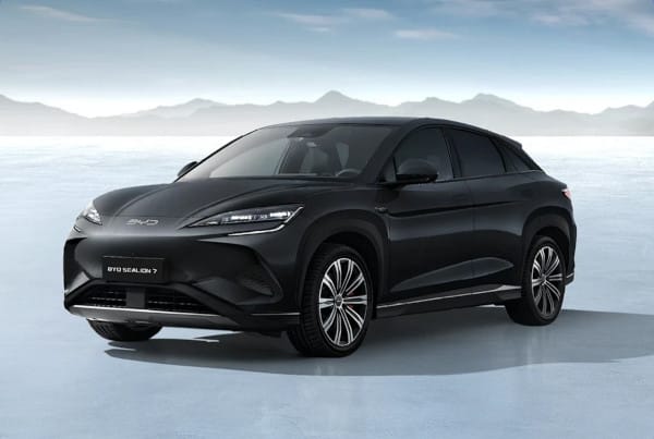 Der vollelektrische SUV Sealion 7 Excellence.