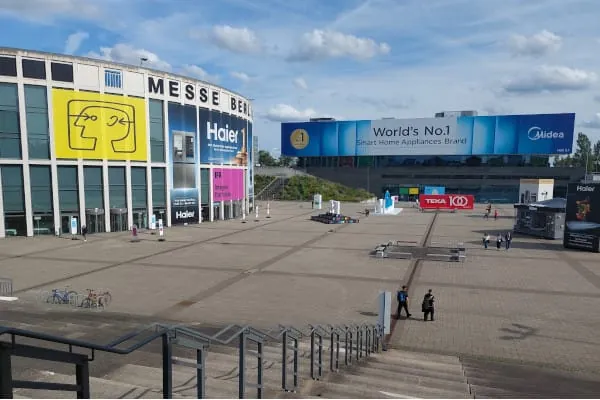 1.900 Aussteller präsentierten sich auf der IFA 2025 in Berlin und zeigten Produkte und Lösungen rund um die Unterhaltungs- und Gebrauchselektronik von Heute und Morgen.